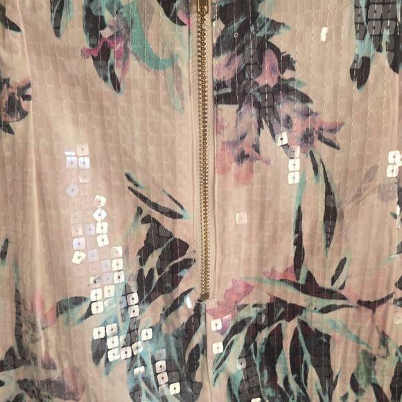 H&M White Floral Print Skirt with Clear Square Sequins, NWT, Sz. 8 - Picture 7 of 8